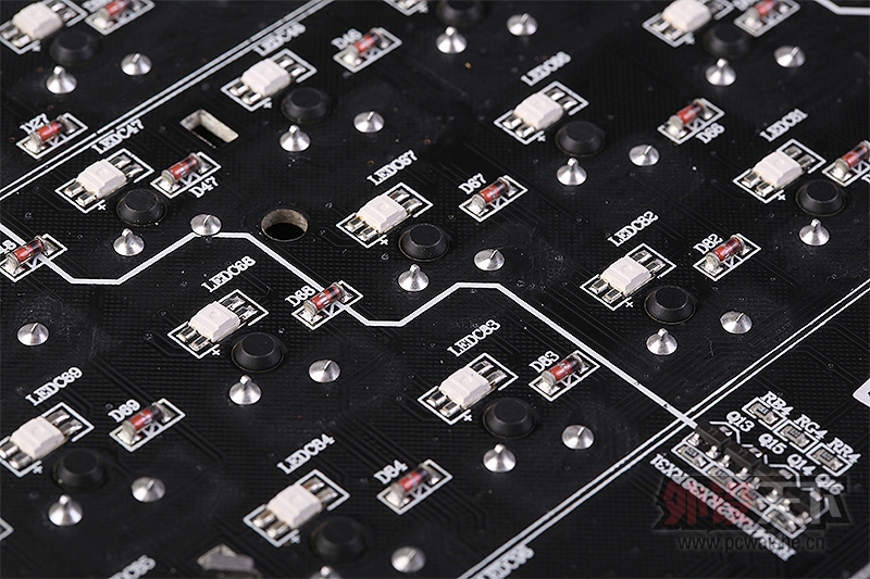 【拆你解】雷柏V500RGB机械键盘&雷柏RGB轴拆解