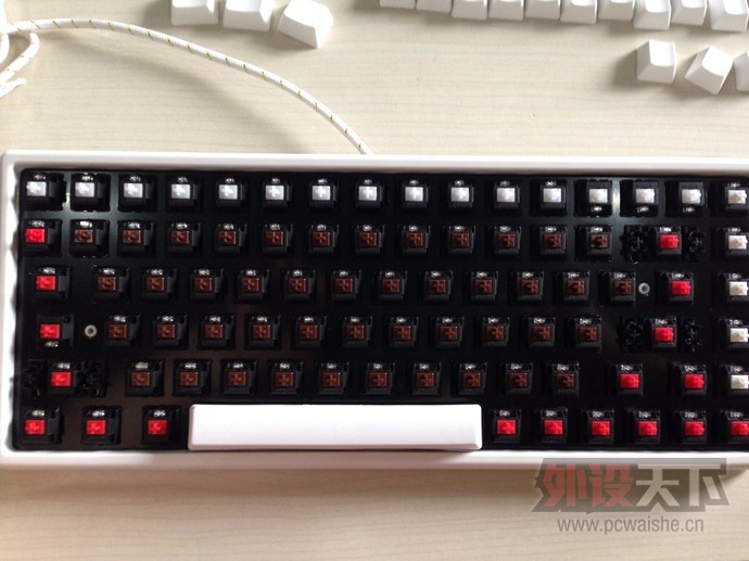 DIY的乐趣 — 打造专属 KEYCOOL 凯酷 84热插拔混轴机械键盘