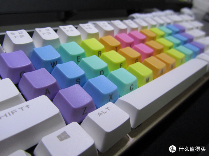 magicforce 魔蛋 68键机械键盘开箱+DIY加灯