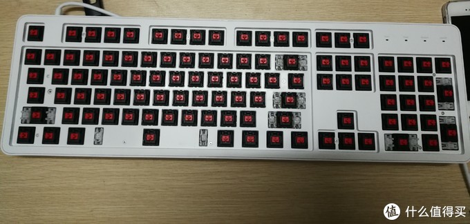 机械键盘也玩性价比？小米旗下悦米机械键盘104Cherry版上手体验