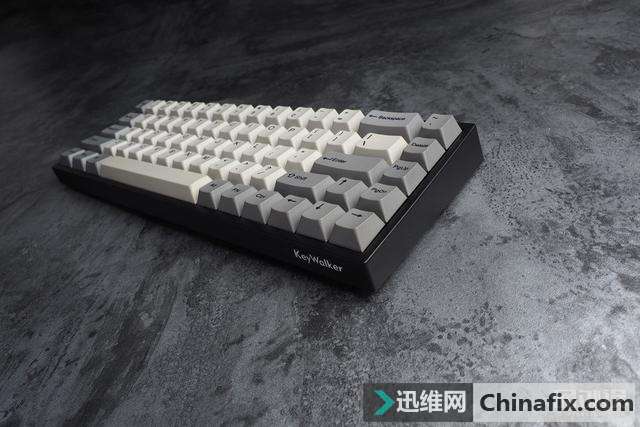 键行者IFD-68蓝牙机械键盘拆解测评