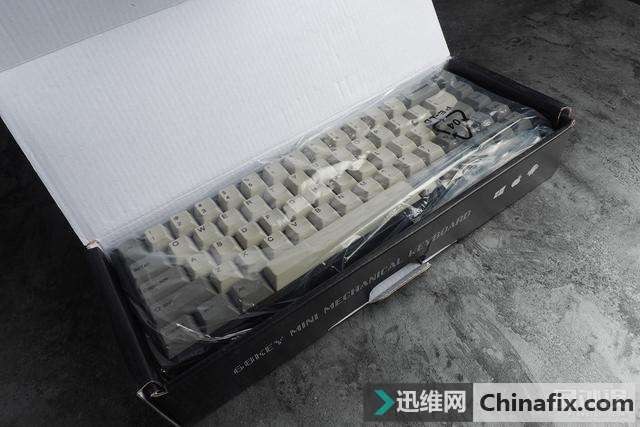 键行者IFD-68蓝牙机械键盘拆解测评