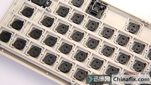 是什么造就了让程序员欲罢不能的手感？HHKB静电容键盘拆解