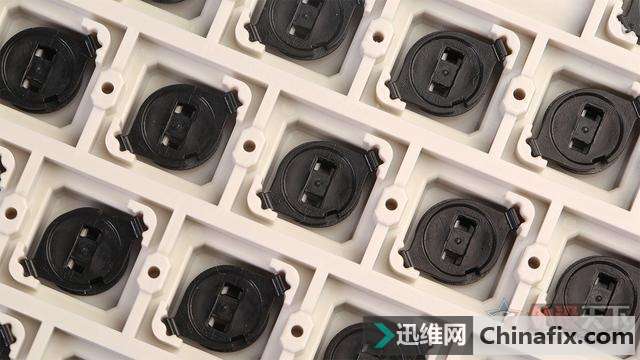 是什么造就了让程序员欲罢不能的手感？HHKB静电容键盘拆解