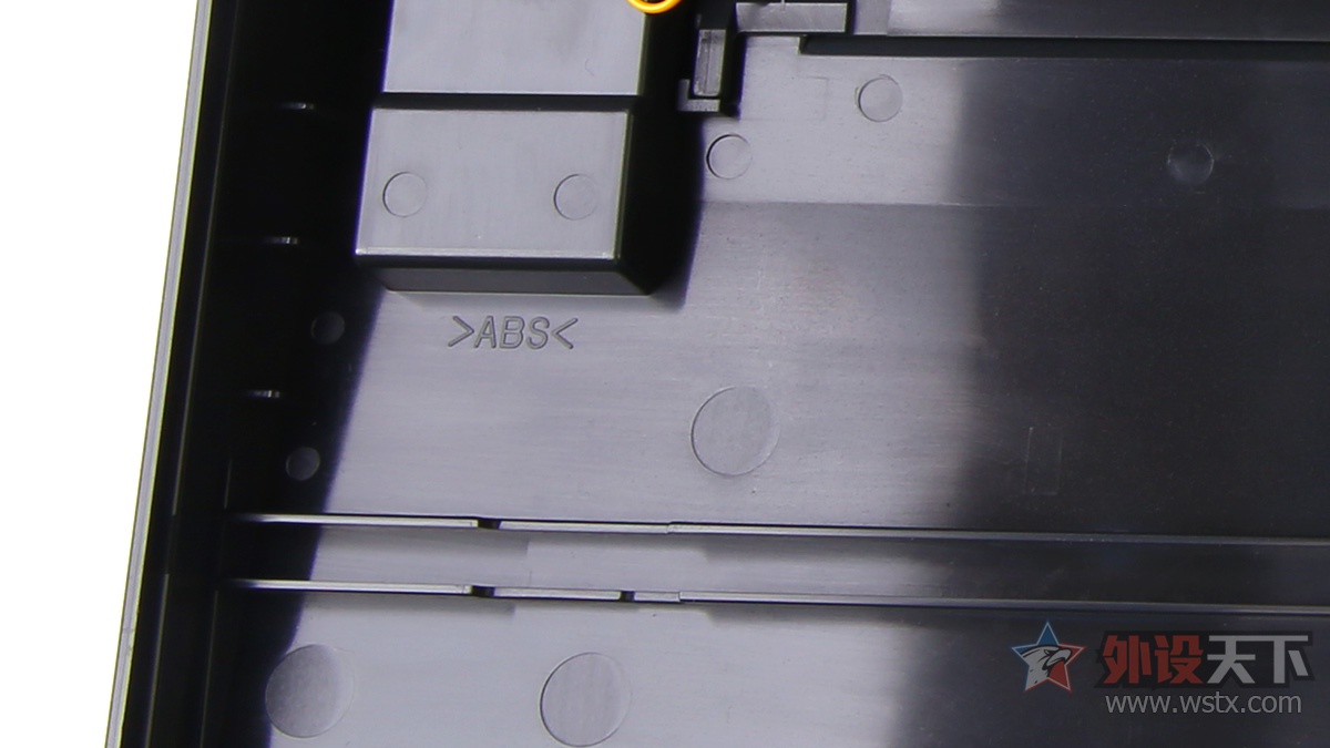 HHKB Professional BT键盘拆解 玲珑剔透     