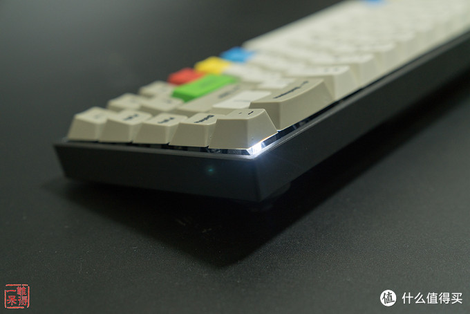 #晒单大赛#Akko 艾酷 x MAXKEY TADA68 PRO 蓝牙双模机械键盘 开箱&简测