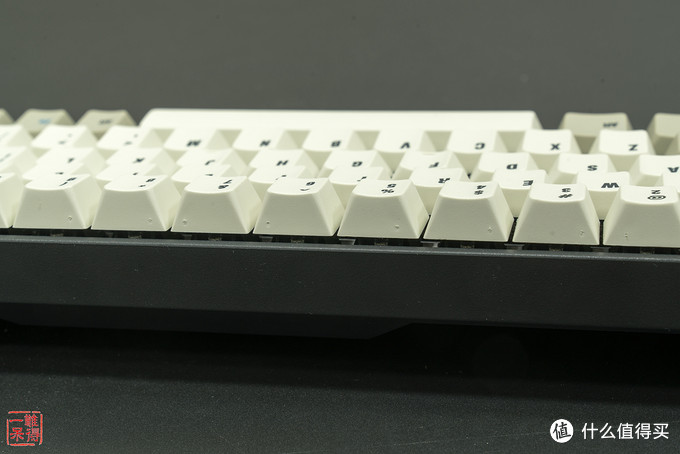 #晒单大赛#Akko 艾酷 x MAXKEY TADA68 PRO 蓝牙双模机械键盘 开箱&简测