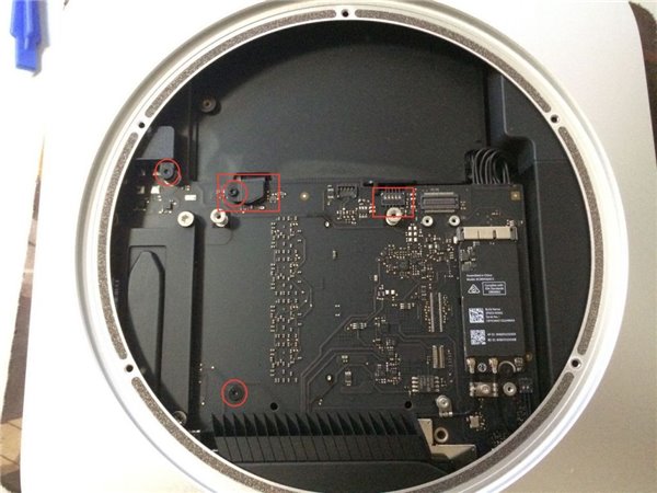 2014款Mac mini低配版怎么拆机更换SSD固态硬盘？