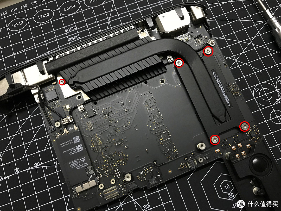 Mac mini 2014【拆解】【清灰】【CPU更换硅脂】详细记录